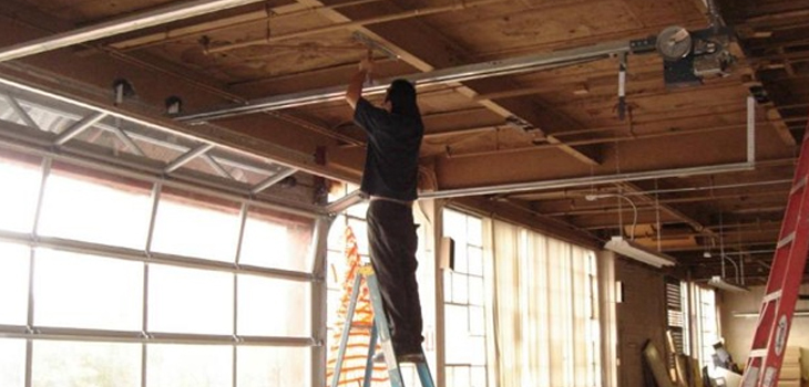 commercial garage door repair in Belmont Heights