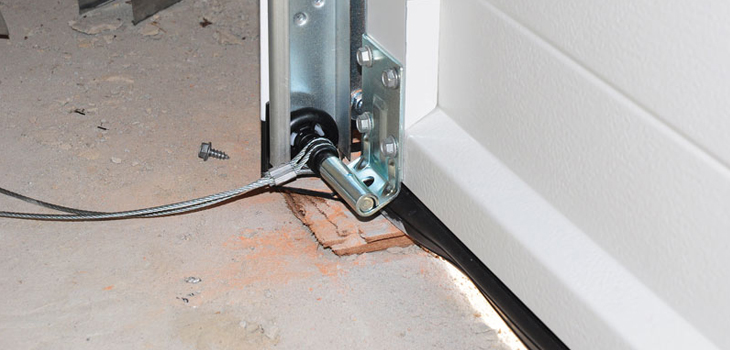 best garage door roller repair in Belmont Heights