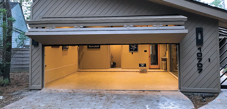 Vertical Bifold Garage Door Repair in Belmont Heights 